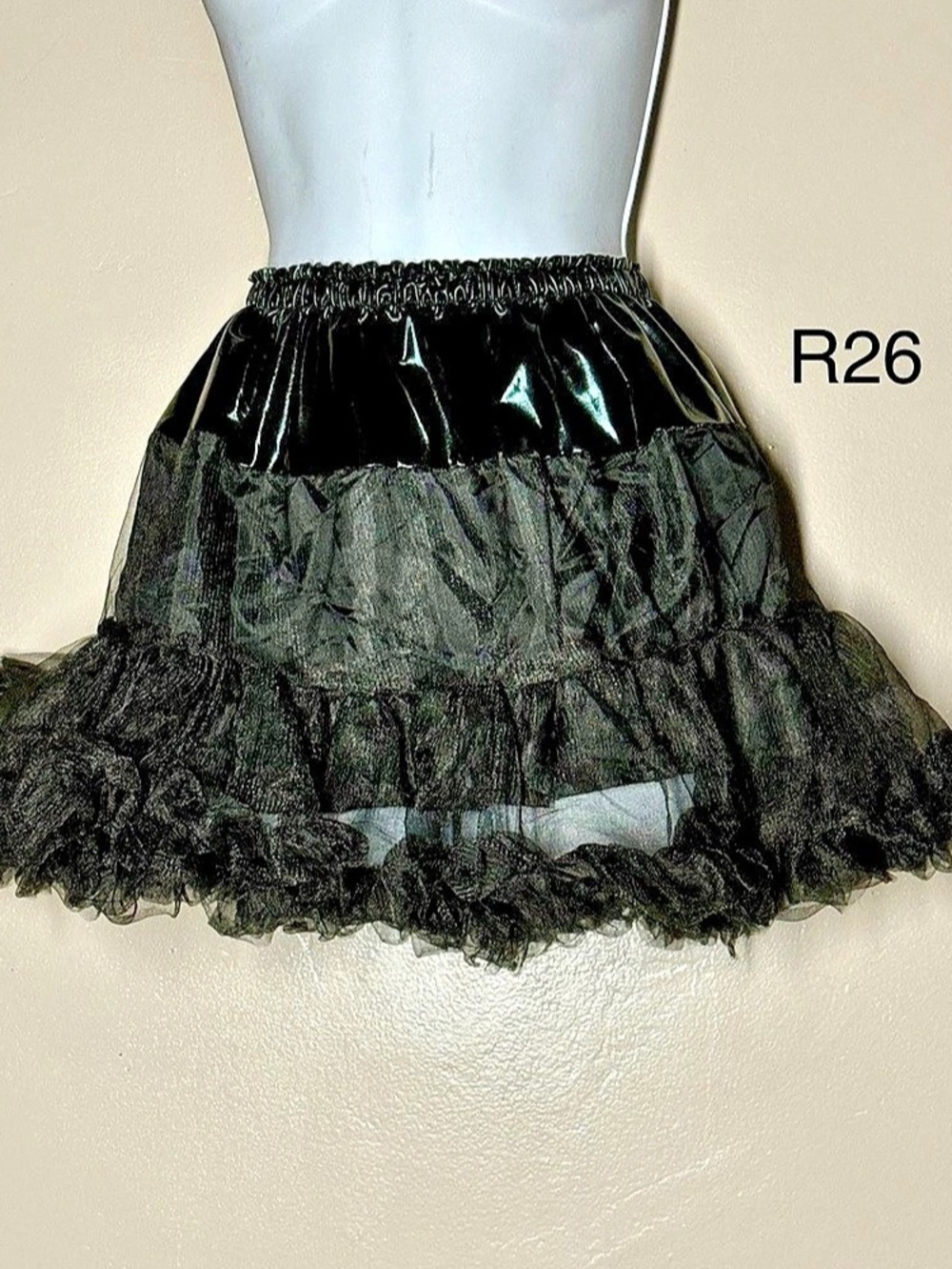 Celebrate! Black Ruffled Mini Skirt Size S/M NWT12